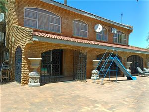 4 Bedroom Property for Sale in Wilkoppies North West